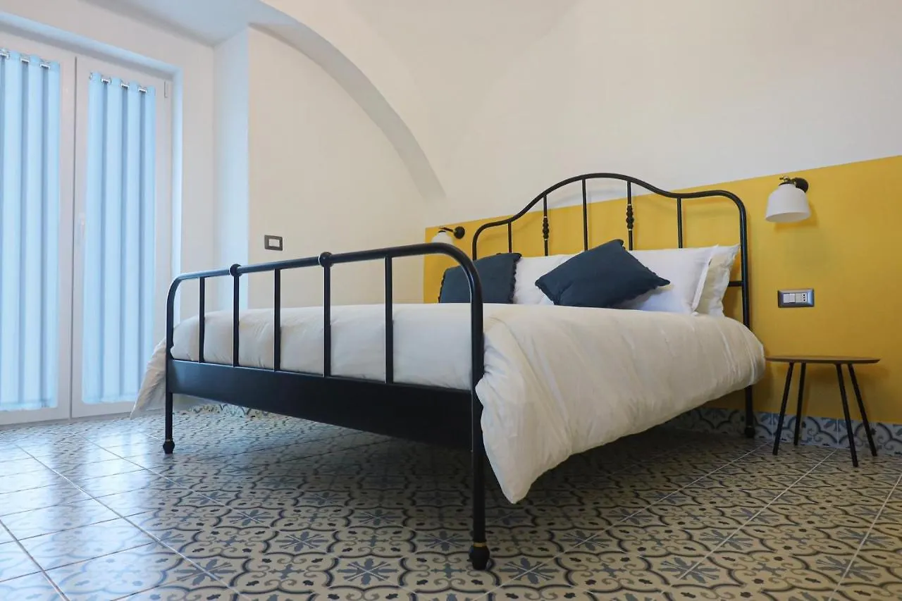 La Casa Del Bosco - Unique Two Floors House With Garden Villa Naples Italy